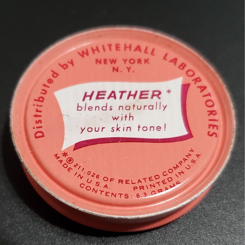 Vintage Makeup Tin Original Powder Puff and Rouge NY Heather Rouge Daytime Bow - Picture 3 of 7
